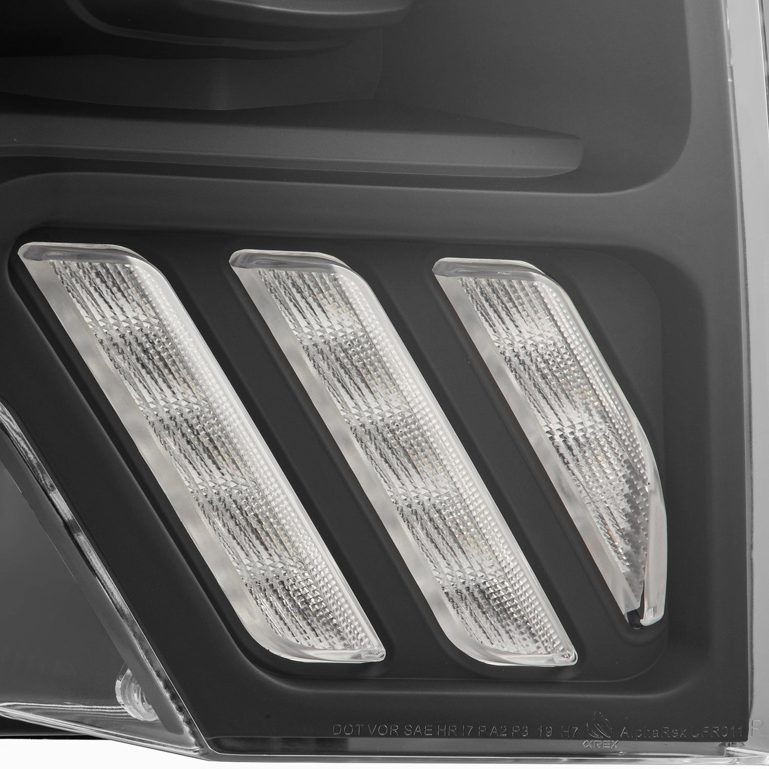 09-14 Ford F150 MKII LUXX-Series LED Projector Headlights Black