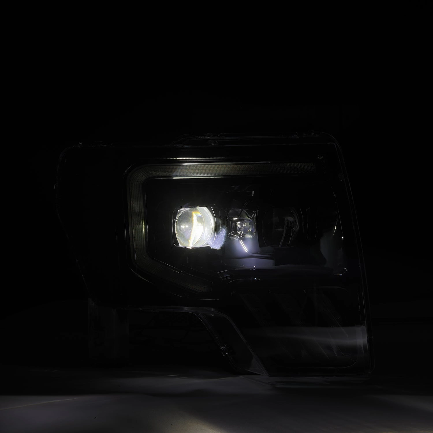 09-14 Ford F150 MKII LUXX-Series LED Projector Headlights Black