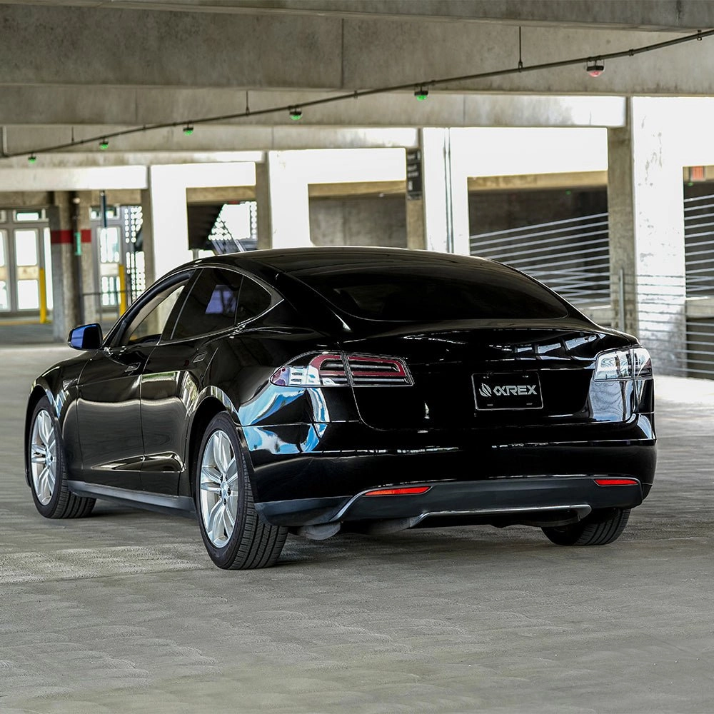 12-21 Tesla Model S LUXX-Series LED Tail Lights Black Smoke (With Black Trunk Center Piece Replacement)