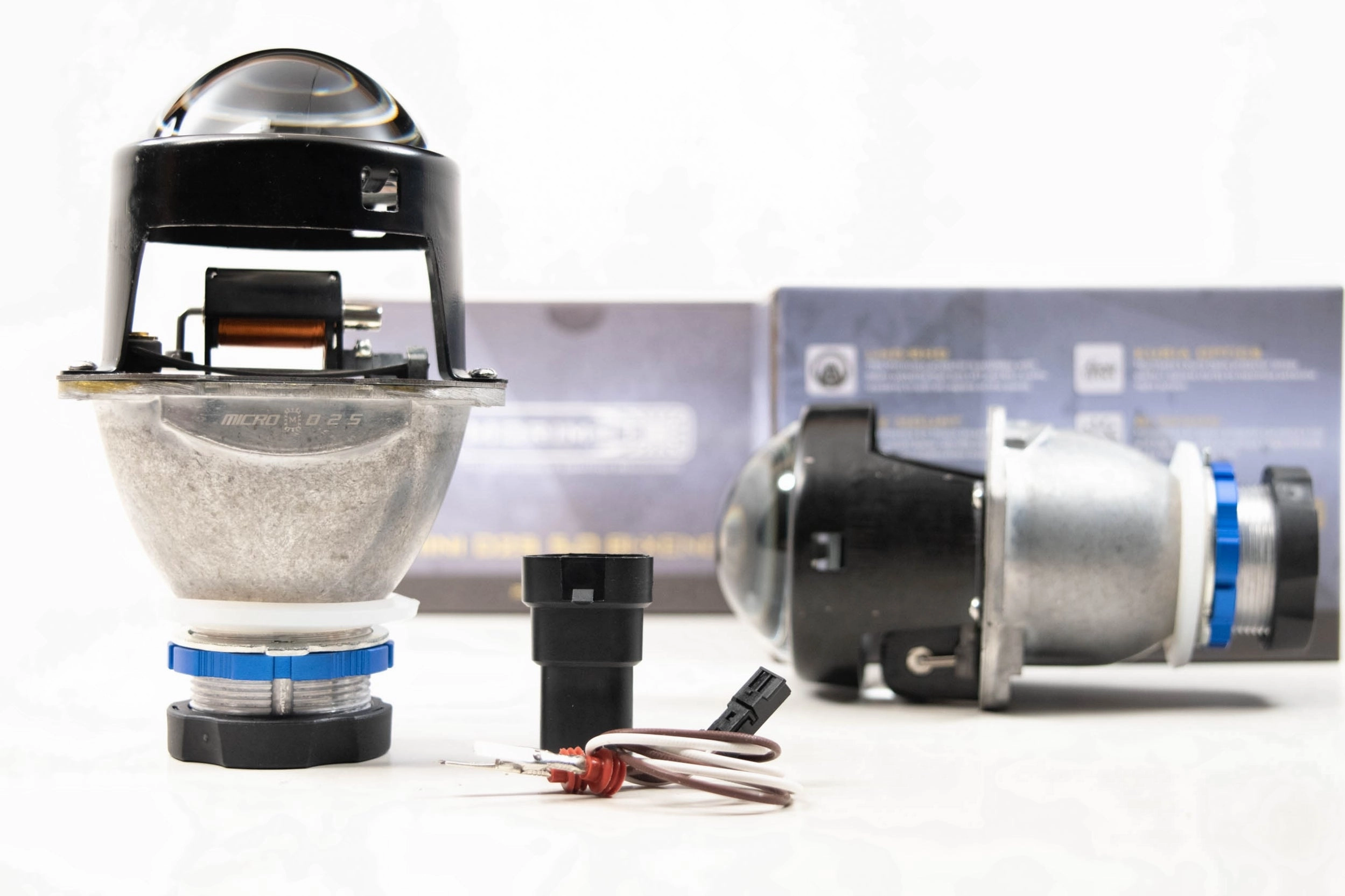 1 Piece of Micro D2S 5.0 Bi-Xenon Projector <br>Universal
