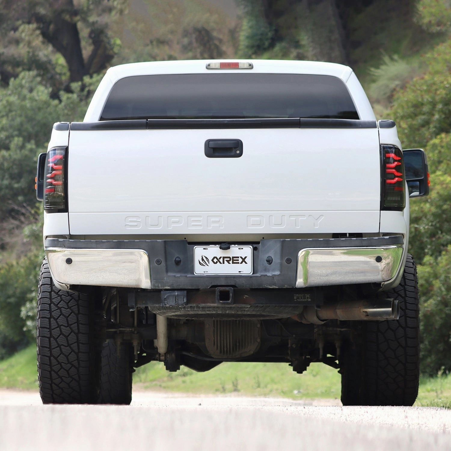 99-16 Ford Super Duty / 97-03 F150 LUXX-Series LED Tail Lights Alpha-Black