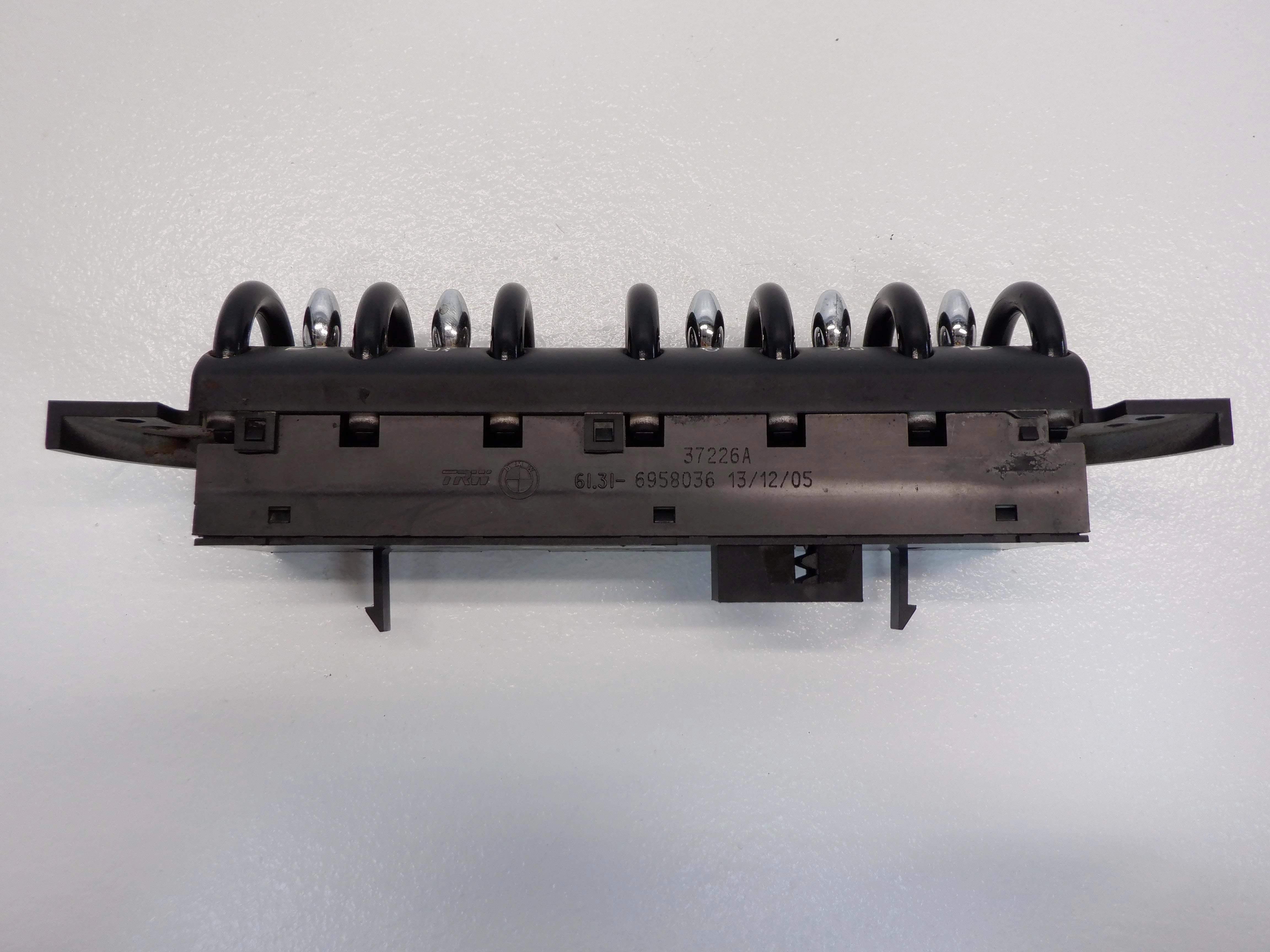 Mini Cooper Dash Board Switch Panel 61316958036 05-08 R50 R52 R53