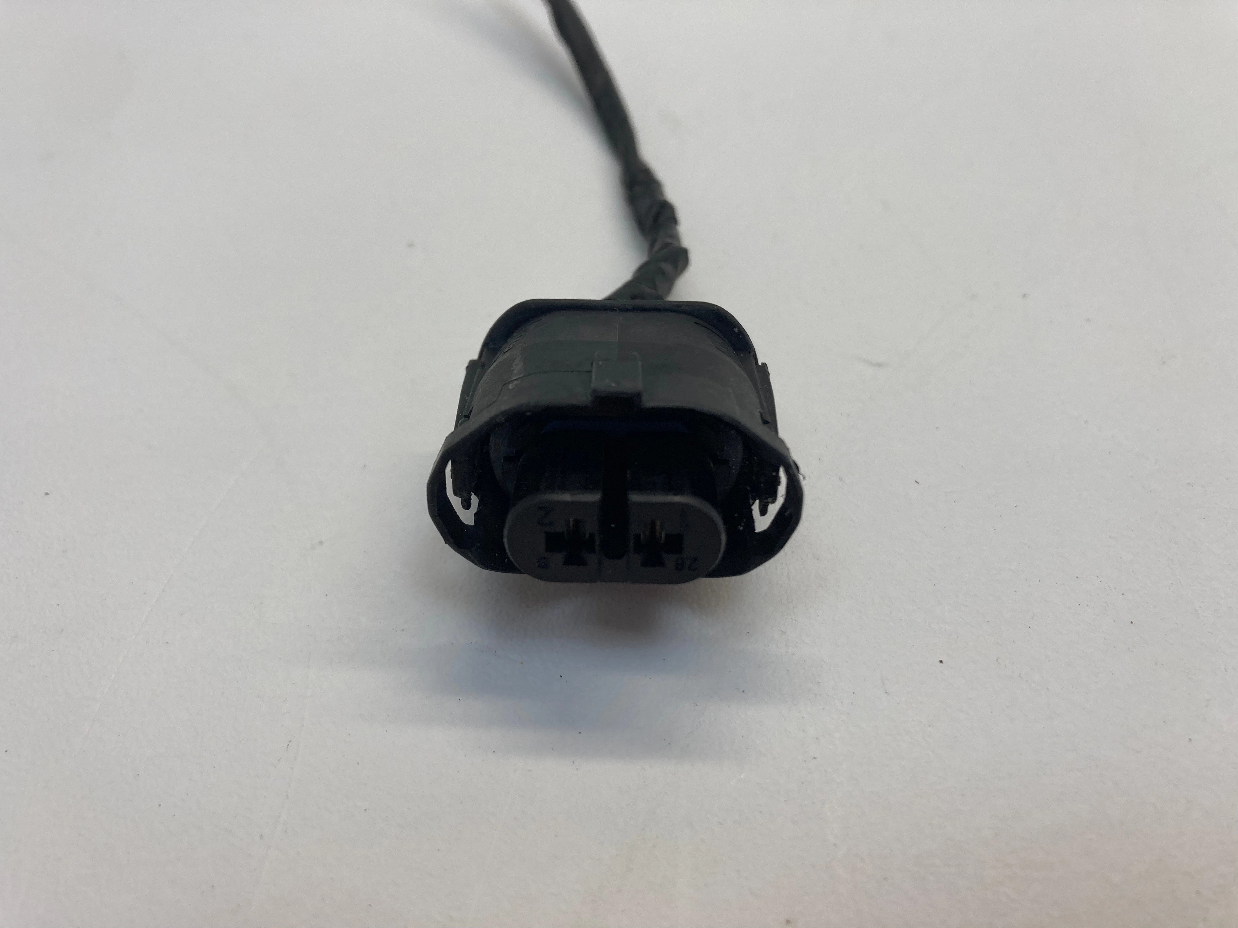 Mini Cooper Front Fog Light Connector with Wire 02-16 R5x R6x