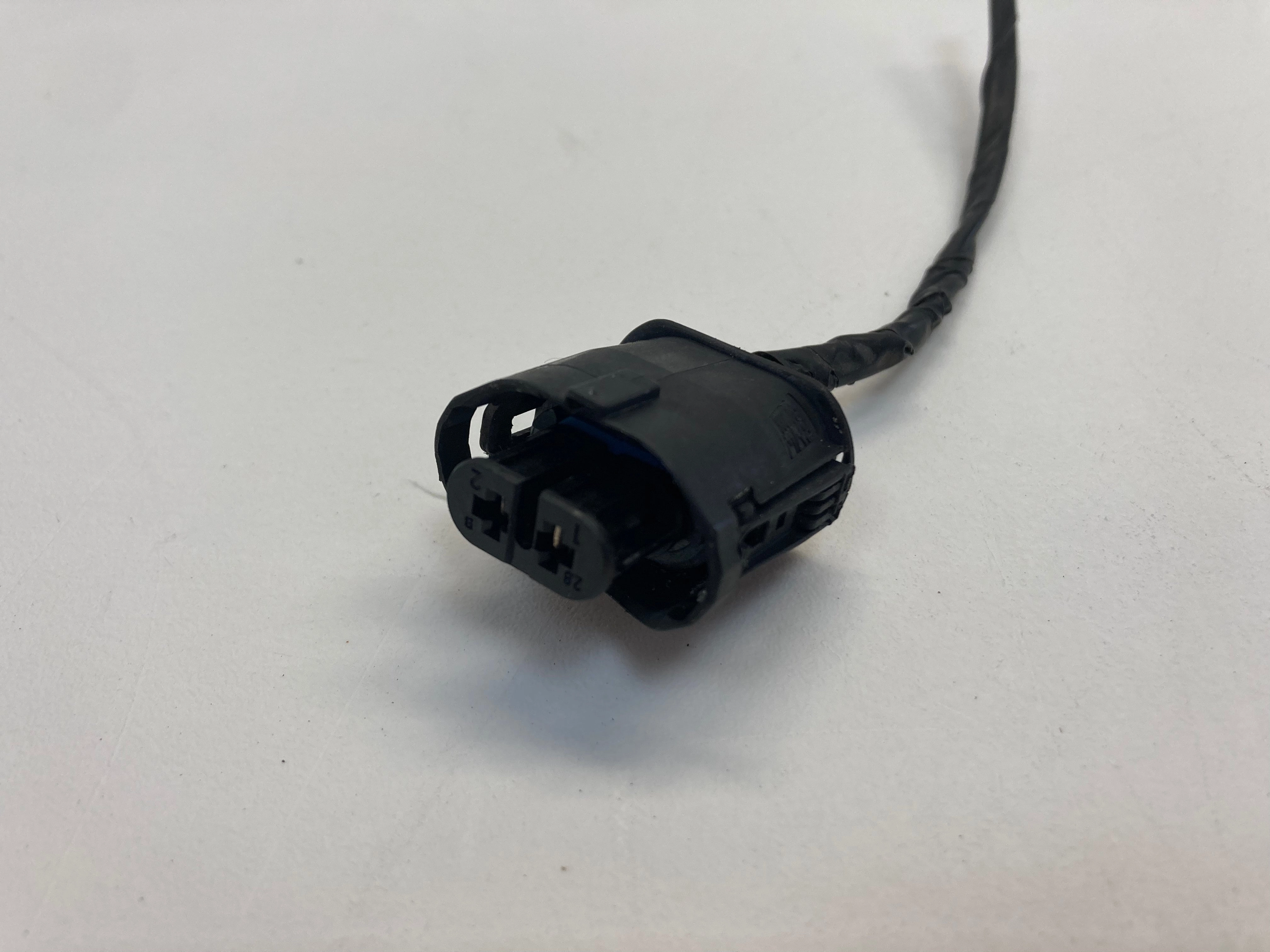 Mini Cooper Front Fog Light Connector with Wire 02-16 R5x R6x